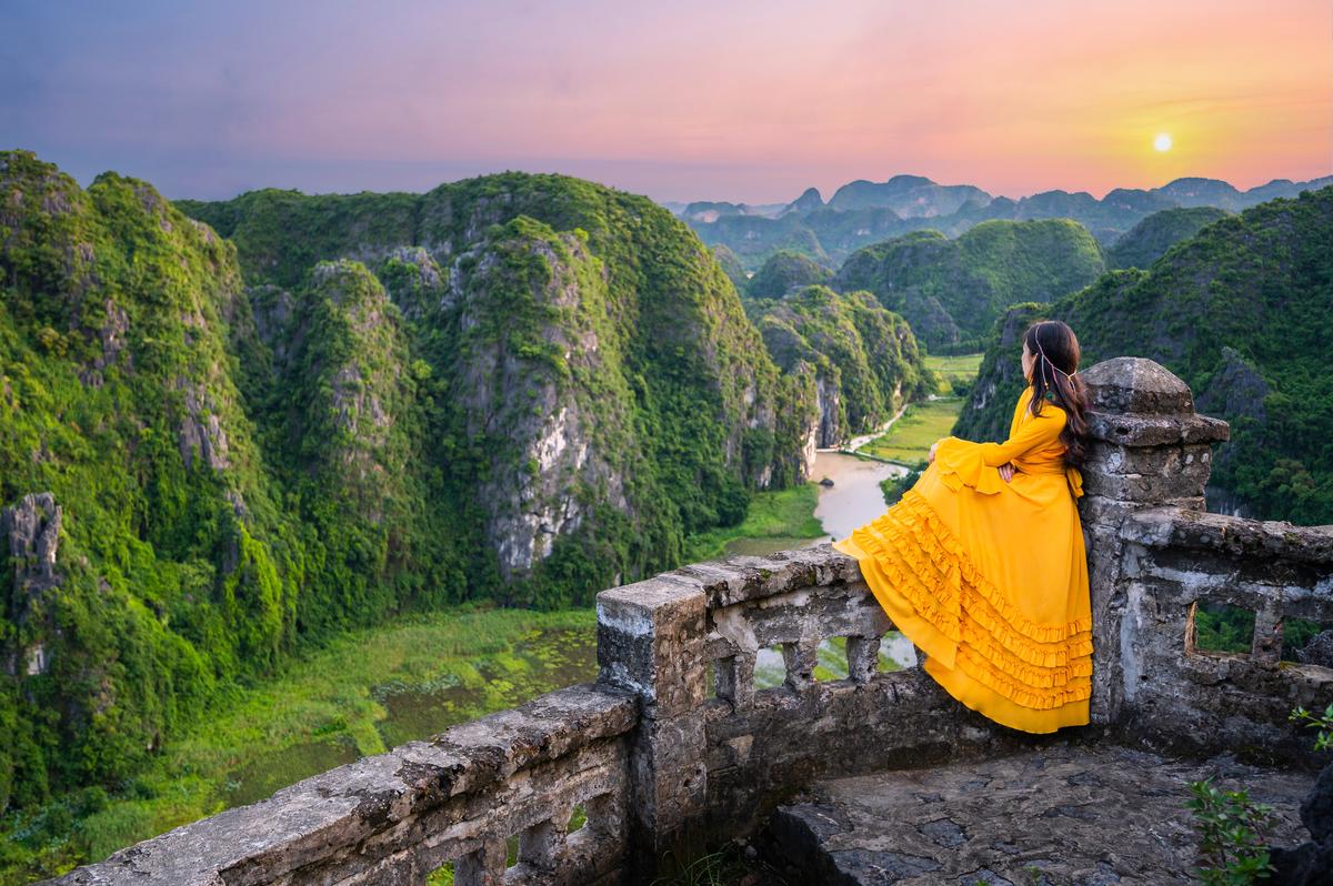 Hang Múa Ninh Bình: Tuyệt tác ngắm toàn cảnh Tràng An